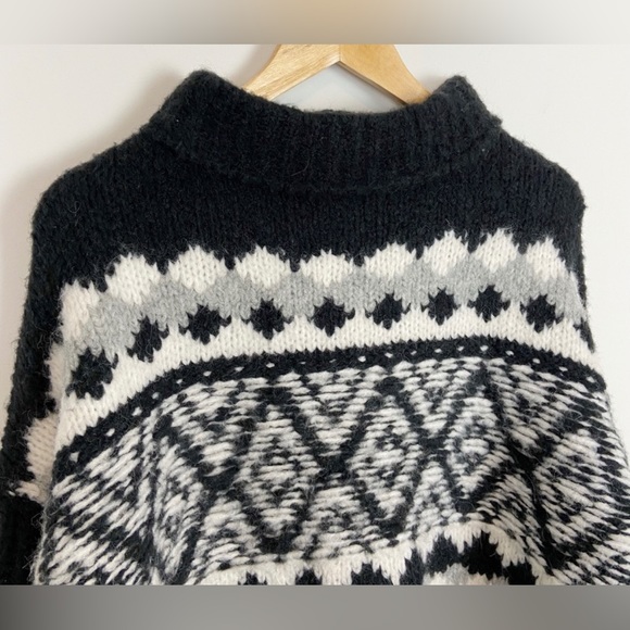 NWT ⚜️🖤⚜️ FREE PEOPLE Alpine pull over mock neck sweater size S wool and alpaca - Picture 8 of 17